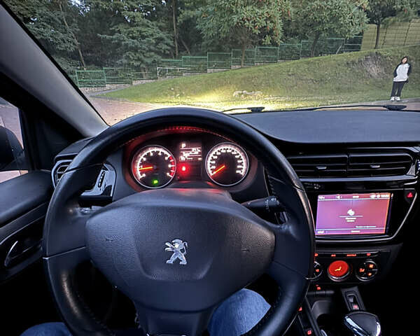Сірий Пежо 301, об'ємом двигуна 1.59 л та пробігом 69 тис. км за 9800 $, фото 8 на Automoto.ua