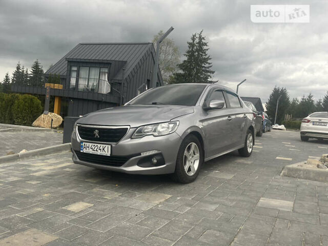 Сірий Пежо 301, об'ємом двигуна 1.6 л та пробігом 387 тис. км за 6550 $, фото 2 на Automoto.ua