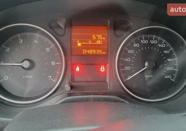 Серый Пежо 301, объемом двигателя 1.6 л и пробегом 48 тыс. км за 9300 $, фото 28 на Automoto.ua