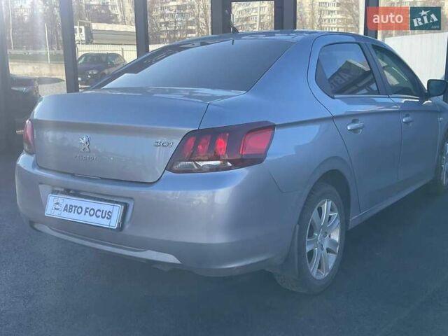 Сірий Пежо 301, об'ємом двигуна 1.56 л та пробігом 122 тис. км за 9490 $, фото 5 на Automoto.ua