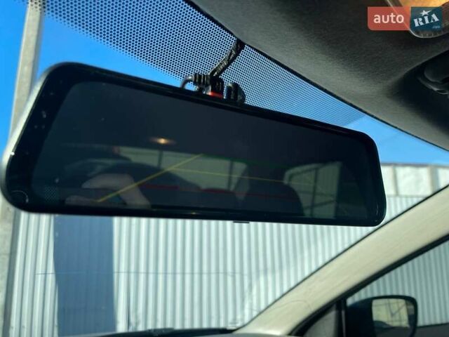 Сірий Пежо 301, об'ємом двигуна 1.56 л та пробігом 122 тис. км за 9490 $, фото 23 на Automoto.ua