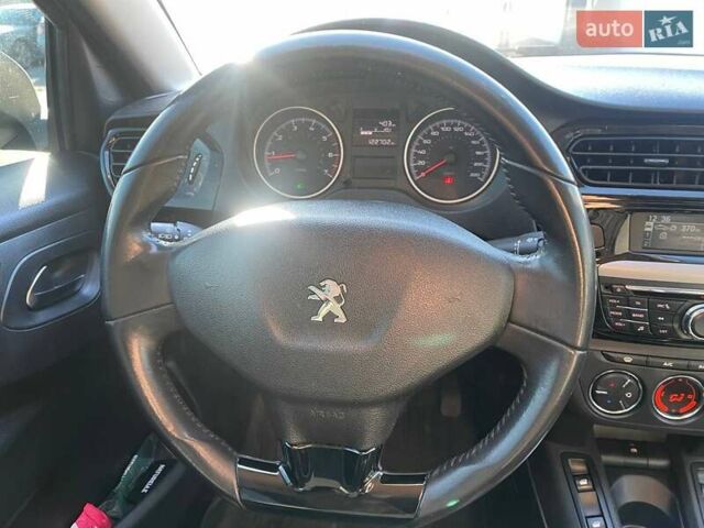 Сірий Пежо 301, об'ємом двигуна 1.56 л та пробігом 122 тис. км за 9490 $, фото 14 на Automoto.ua