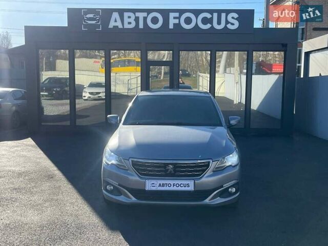 Сірий Пежо 301, об'ємом двигуна 1.56 л та пробігом 122 тис. км за 9490 $, фото 2 на Automoto.ua