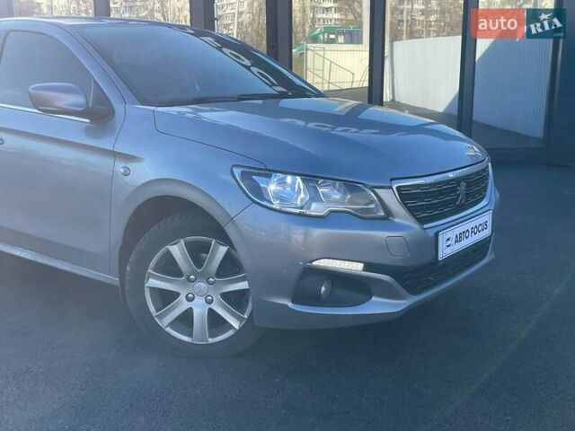 Сірий Пежо 301, об'ємом двигуна 1.56 л та пробігом 122 тис. км за 9490 $, фото 1 на Automoto.ua