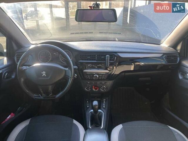 Сірий Пежо 301, об'ємом двигуна 1.56 л та пробігом 122 тис. км за 9490 $, фото 12 на Automoto.ua