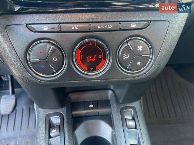 Сірий Пежо 301, об'ємом двигуна 1.56 л та пробігом 122 тис. км за 9490 $, фото 21 на Automoto.ua