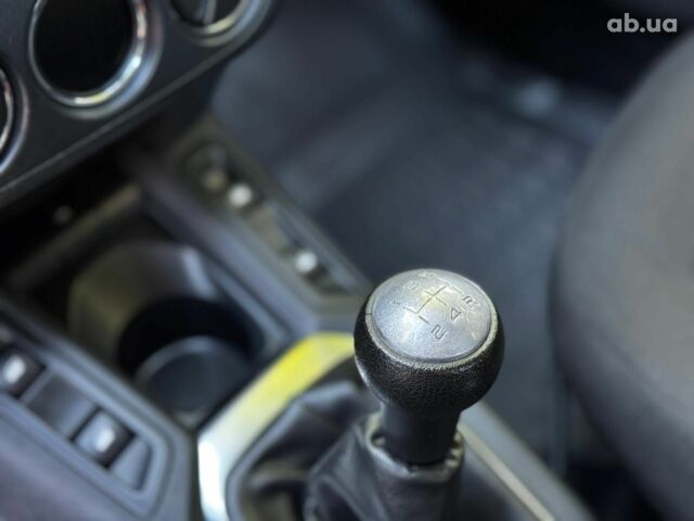 Пежо 301 2019 в Киеве на Automoto.ua Серый Пежо 301, объемом двигателя 1.6 л и пробегом 136 тыс. км за 8190 $, фото 15 на Automoto.ua