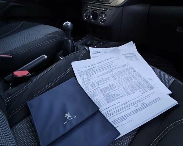 Серый Пежо 301, объемом двигателя 1.59 л и пробегом 131 тыс. км за 8900 $, фото 8 на Automoto.ua