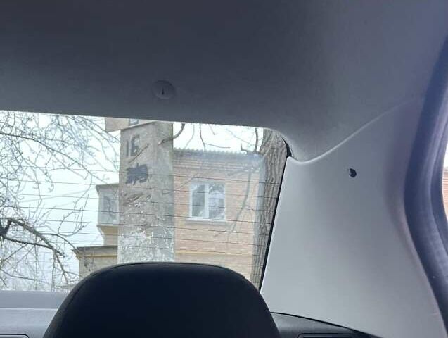 Сірий Пежо 301, об'ємом двигуна 1.59 л та пробігом 54 тис. км за 12900 $, фото 14 на Automoto.ua