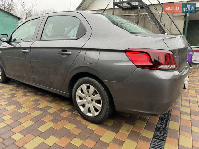 Серый Пежо 301, объемом двигателя 1.2 л и пробегом 109 тыс. км за 6700 $, фото 3 на Automoto.ua