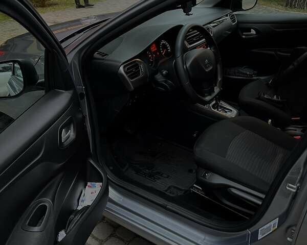 Сірий Пежо 301, об'ємом двигуна 1.59 л та пробігом 54 тис. км за 12900 $, фото 21 на Automoto.ua