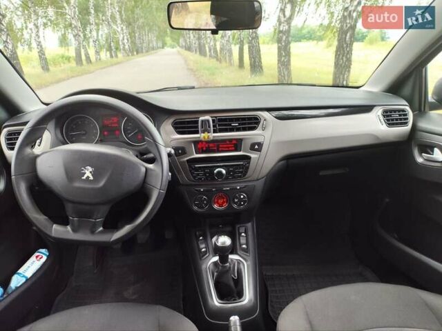 Серый Пежо 301, объемом двигателя 1.59 л и пробегом 141 тыс. км за 8900 $, фото 10 на Automoto.ua