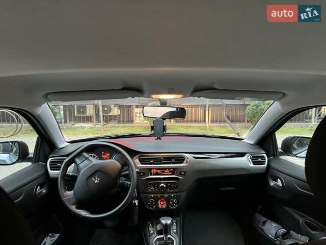 Сірий Пежо 301, об'ємом двигуна 1.59 л та пробігом 54 тис. км за 12900 $, фото 16 на Automoto.ua