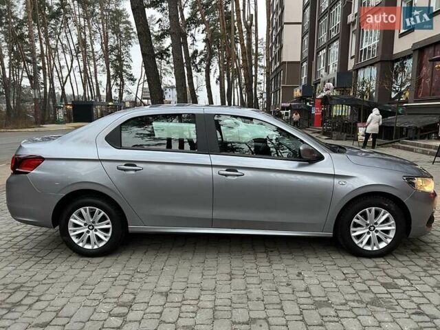 Сірий Пежо 301, об'ємом двигуна 1.59 л та пробігом 54 тис. км за 12900 $, фото 2 на Automoto.ua