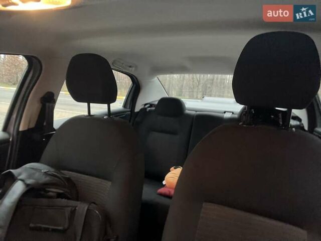 Сірий Пежо 301, об'ємом двигуна 1.59 л та пробігом 54 тис. км за 12900 $, фото 15 на Automoto.ua