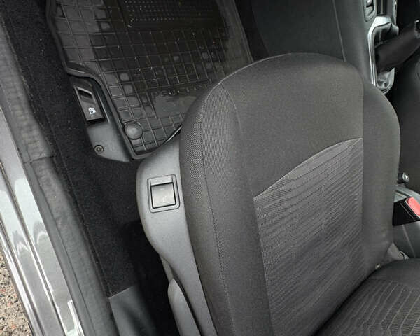 Пежо 301 2020 в Киеве на Automoto.ua Серый Пежо 301, объемом двигателя 1.59 л и пробегом 37 тыс. км за 9300 $, фото 11 на Automoto.ua