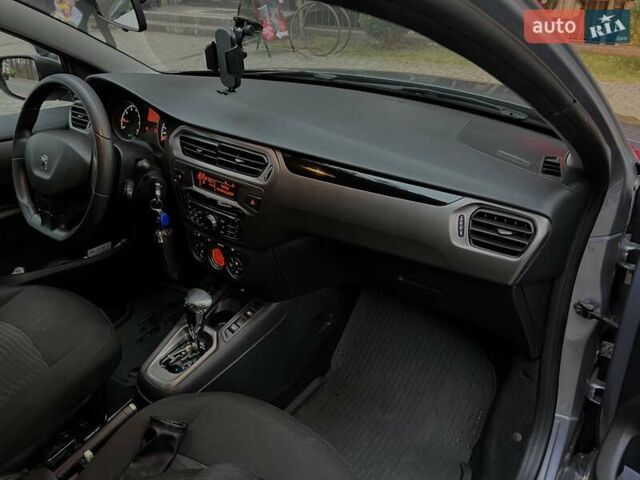 Сірий Пежо 301, об'ємом двигуна 1.59 л та пробігом 54 тис. км за 12900 $, фото 19 на Automoto.ua