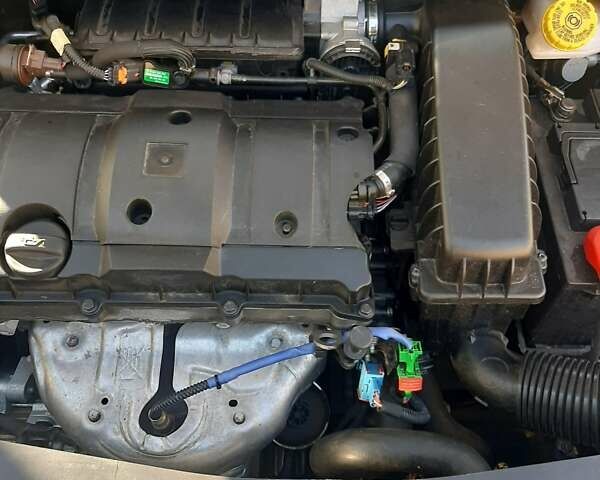 Серый Пежо 301, объемом двигателя 1.59 л и пробегом 25 тыс. км за 11000 $, фото 2 на Automoto.ua