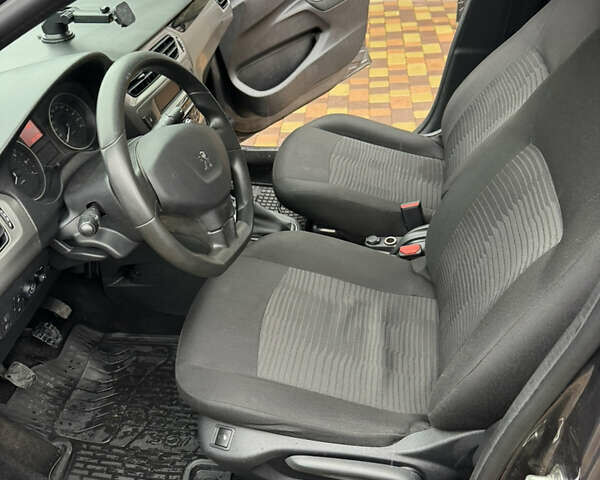 Серый Пежо 301, объемом двигателя 1.2 л и пробегом 109 тыс. км за 6700 $, фото 16 на Automoto.ua