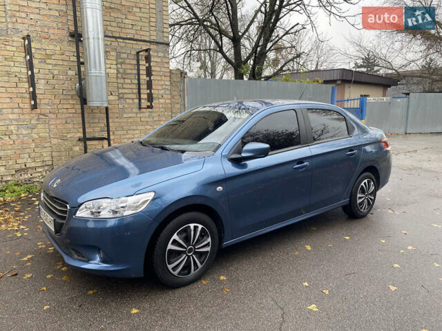 Синий Пежо 301, объемом двигателя 1.56 л и пробегом 228 тыс. км за 6300 $, фото 2 на Automoto.ua