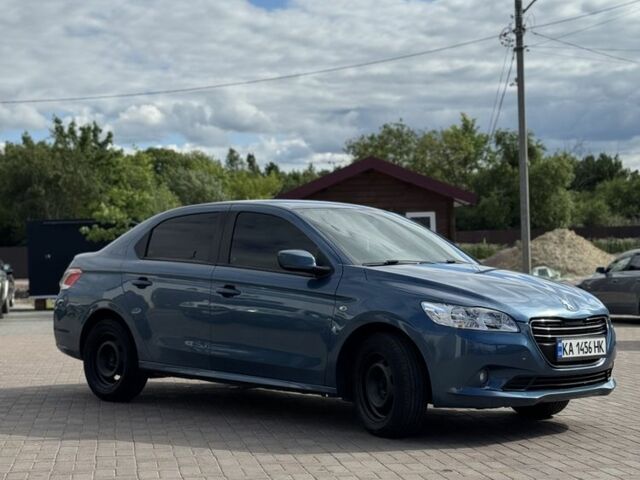 Синій Пежо 301, об'ємом двигуна 1.6 л та пробігом 201 тис. км за 7000 $, фото 1 на Automoto.ua