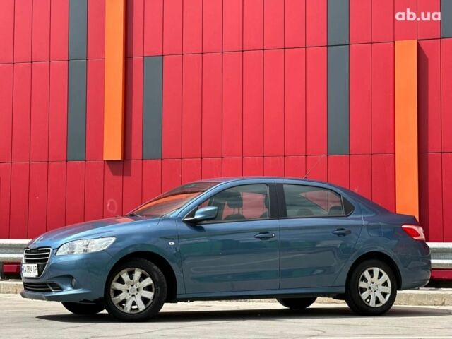 Синий Пежо 301, объемом двигателя 1.6 л и пробегом 181 тыс. км за 6400 $, фото 2 на Automoto.ua