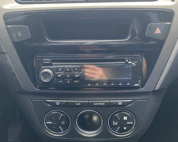 Синий Пежо 301, объемом двигателя 1.56 л и пробегом 228 тыс. км за 6300 $, фото 12 на Automoto.ua