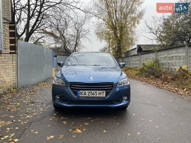Синий Пежо 301, объемом двигателя 1.56 л и пробегом 228 тыс. км за 6300 $, фото 1 на Automoto.ua