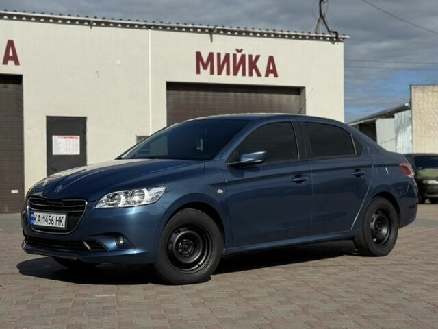 Синій Пежо 301, об'ємом двигуна 1.6 л та пробігом 201 тис. км за 7000 $, фото 3 на Automoto.ua
