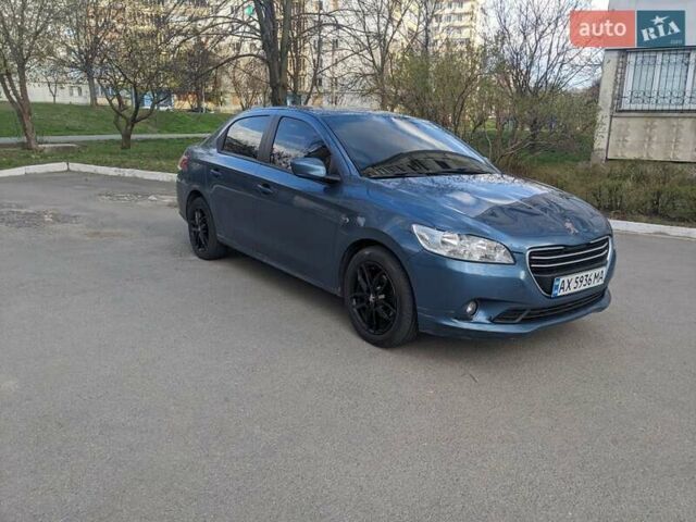 Синий Пежо 301, объемом двигателя 1.56 л и пробегом 145 тыс. км за 6800 $, фото 2 на Automoto.ua