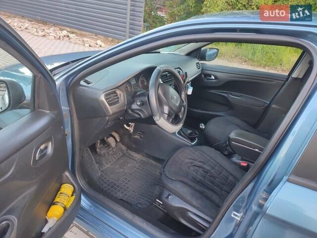 Синий Пежо 301, объемом двигателя 1.56 л и пробегом 160 тыс. км за 6800 $, фото 13 на Automoto.ua