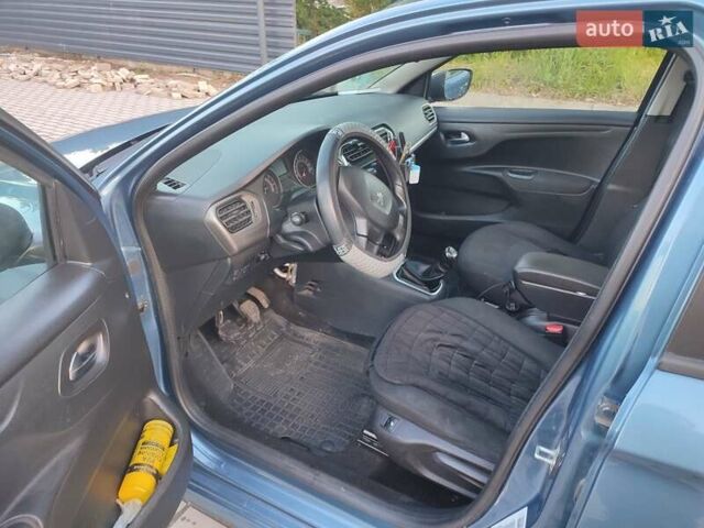 Синий Пежо 301, объемом двигателя 1.56 л и пробегом 160 тыс. км за 6800 $, фото 12 на Automoto.ua