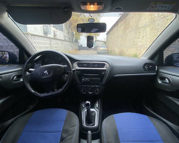 Синий Пежо 301, объемом двигателя 1.56 л и пробегом 228 тыс. км за 6300 $, фото 10 на Automoto.ua