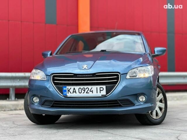 Синий Пежо 301, объемом двигателя 1.6 л и пробегом 181 тыс. км за 6400 $, фото 3 на Automoto.ua