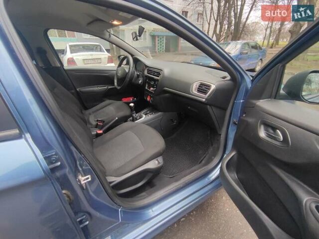 Синий Пежо 301, объемом двигателя 1.56 л и пробегом 367 тыс. км за 5500 $, фото 5 на Automoto.ua