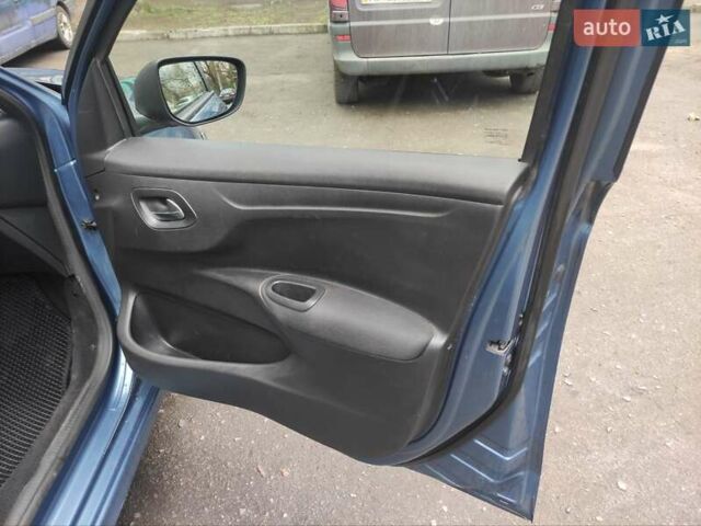 Синий Пежо 301, объемом двигателя 1.56 л и пробегом 367 тыс. км за 5500 $, фото 10 на Automoto.ua