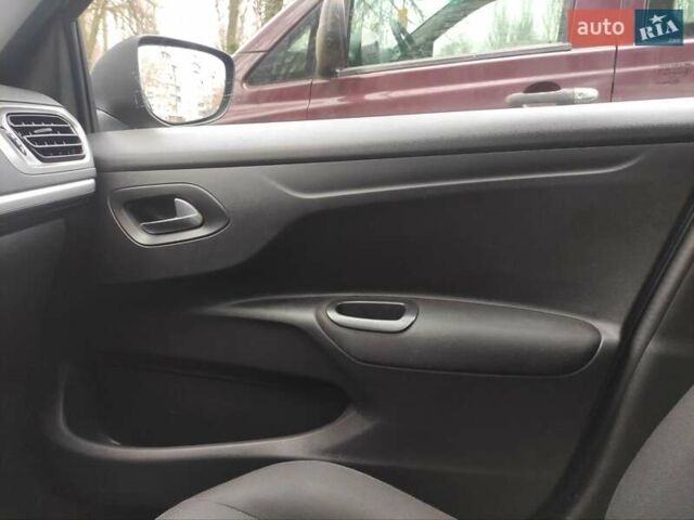 Синий Пежо 301, объемом двигателя 1.56 л и пробегом 367 тыс. км за 5500 $, фото 6 на Automoto.ua