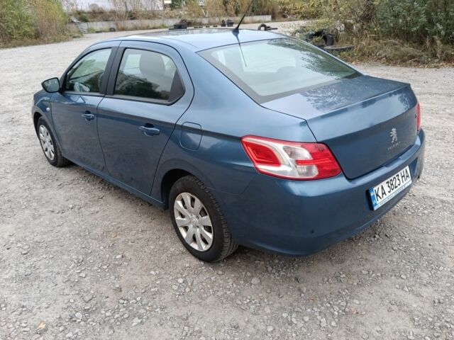 Синий Пежо 301, объемом двигателя 1.6 л и пробегом 194 тыс. км за 5600 $, фото 3 на Automoto.ua