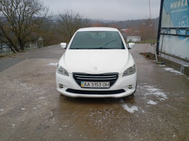 Белый Пежо 304, объемом двигателя 1.6 л и пробегом 300 тыс. км за 4999 $, фото 4 на Automoto.ua