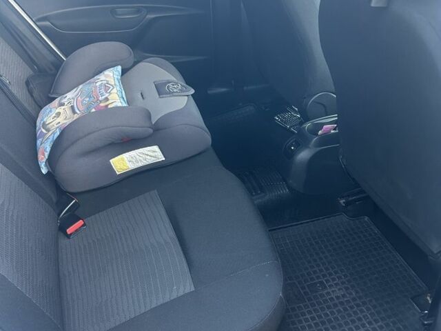 Белый Пежо 304, объемом двигателя 1.6 л и пробегом 60 тыс. км за 8400 $, фото 8 на Automoto.ua