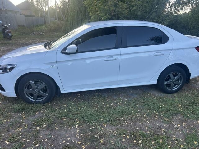 Белый Пежо 304, объемом двигателя 1.6 л и пробегом 60 тыс. км за 8400 $, фото 2 на Automoto.ua