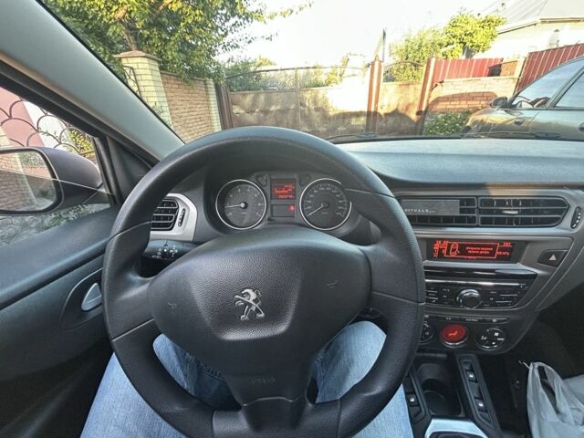 Белый Пежо 304, объемом двигателя 1.6 л и пробегом 60 тыс. км за 8400 $, фото 10 на Automoto.ua