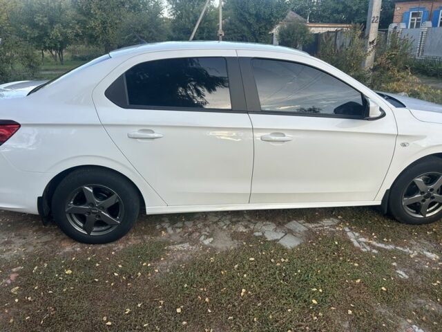 Белый Пежо 304, объемом двигателя 1.6 л и пробегом 60 тыс. км за 8400 $, фото 6 на Automoto.ua