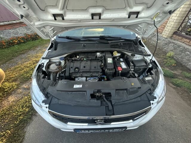 Белый Пежо 304, объемом двигателя 1.6 л и пробегом 60 тыс. км за 8400 $, фото 12 на Automoto.ua