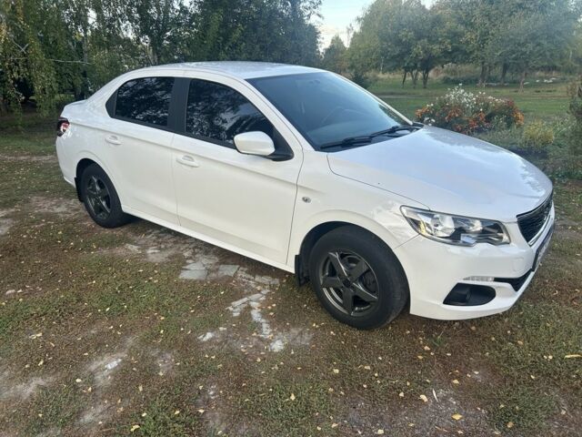 Белый Пежо 304, объемом двигателя 1.6 л и пробегом 60 тыс. км за 8400 $, фото 7 на Automoto.ua