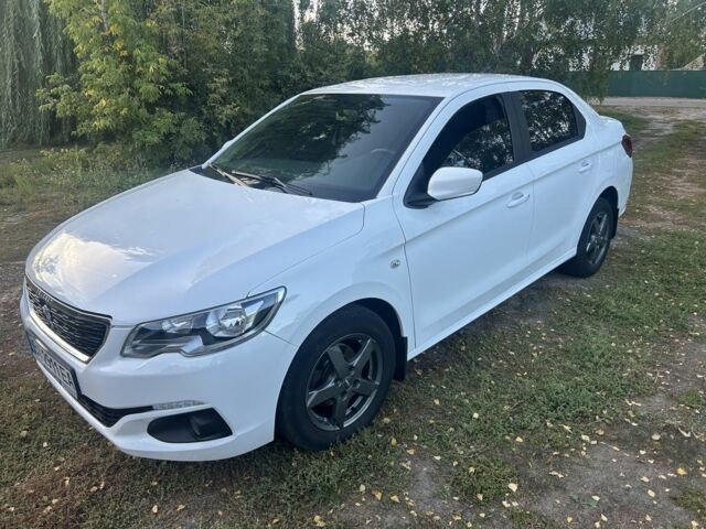 Белый Пежо 304, объемом двигателя 1.6 л и пробегом 60 тыс. км за 8400 $, фото 1 на Automoto.ua