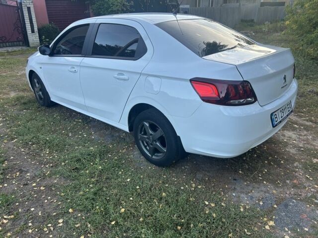 Белый Пежо 304, объемом двигателя 1.6 л и пробегом 60 тыс. км за 8400 $, фото 3 на Automoto.ua