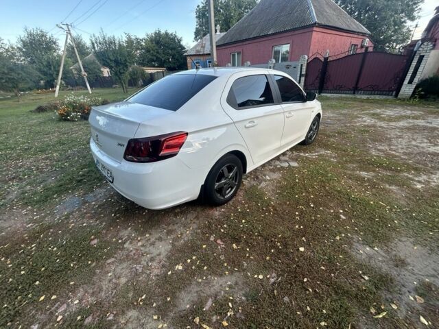 Белый Пежо 304, объемом двигателя 1.6 л и пробегом 60 тыс. км за 8400 $, фото 5 на Automoto.ua