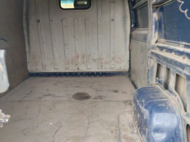 Синий Пежо 304, объемом двигателя 2 л и пробегом 265 тыс. км за 3500 $, фото 9 на Automoto.ua