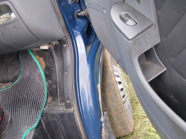 Синий Пежо 304, объемом двигателя 2 л и пробегом 265 тыс. км за 3500 $, фото 10 на Automoto.ua